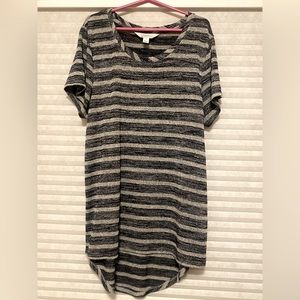 Navy & Grey Hi lo Knit Top